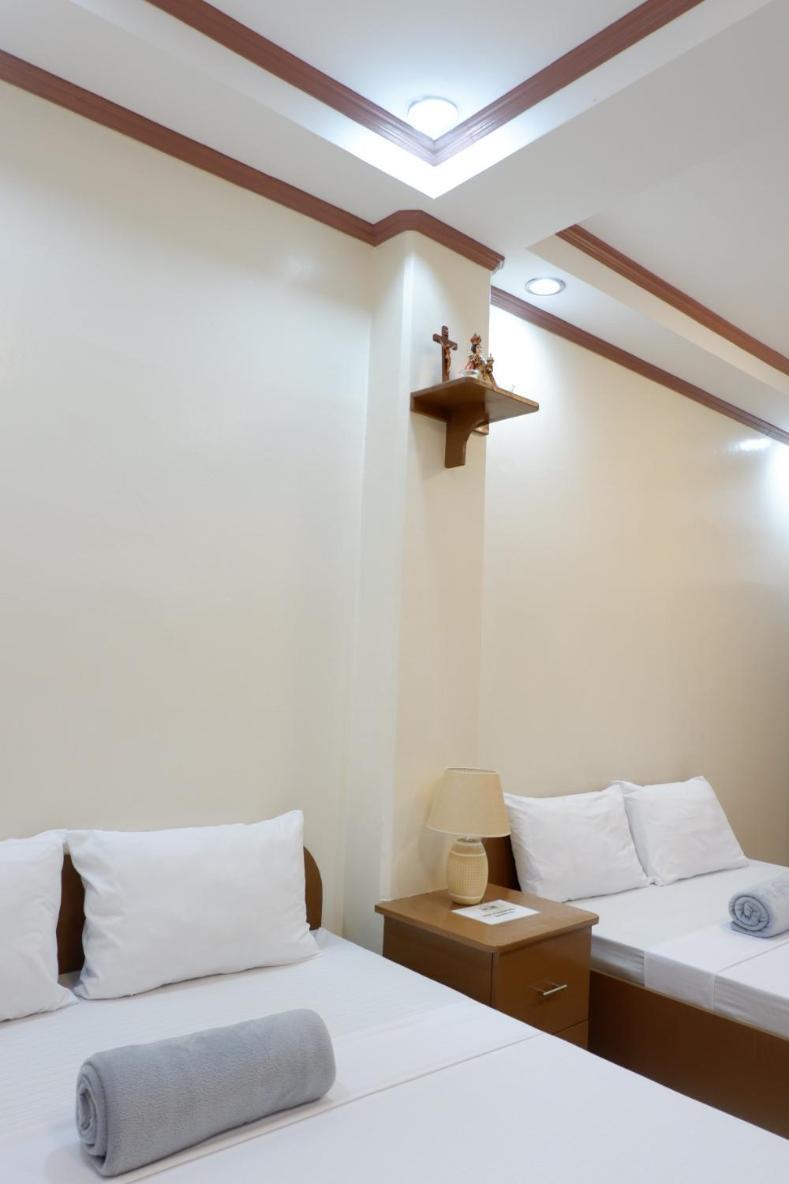 Jun'S Inn Oslob Extérieur photo